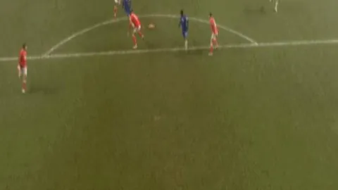 “中超新星王钰栋一球建功兼造乌龙，18岁少年获第3轮MVP殊荣”